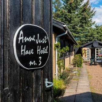 Anne Just's Havehotel
