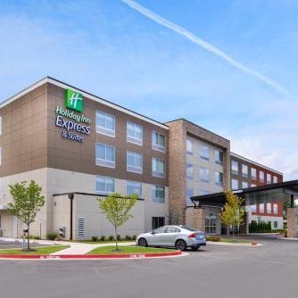 Holiday Inn Express & Suites - Siloam Springs By IHG Thumbnail