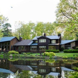 The Inn at White Oak Thumbnail