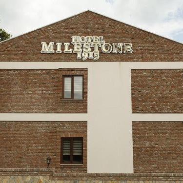 Hotel Milestone1915