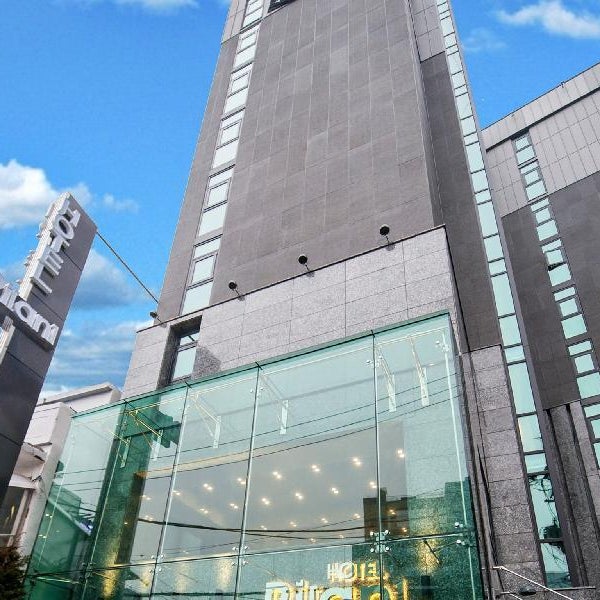 Hotel Rian Thumbnail