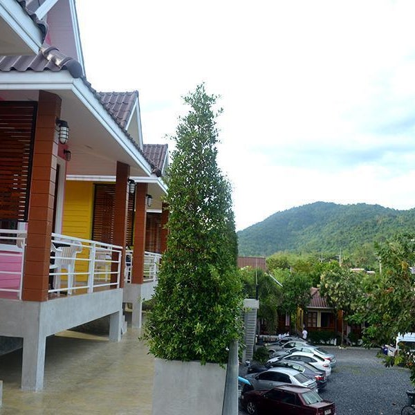 Toffy House Resort