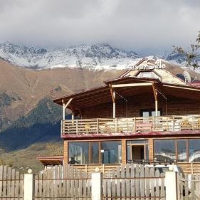 hotel "Riverside Mestia"