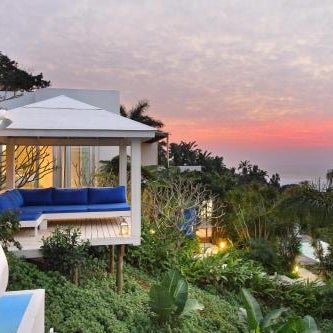 Days At Sea Beach Lodge