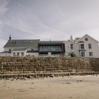 The Godolphin Hotel