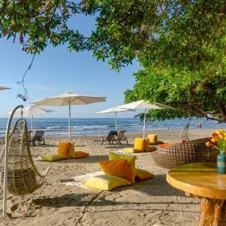LA DOLCE VITA - on the Beach - Samara Thumbnail