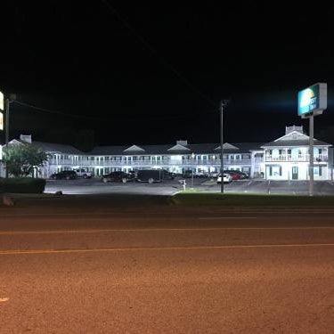 Key West Inn - Chatsworth Thumbnail