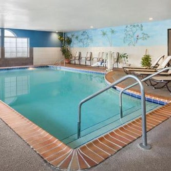 Country Inn & Suites by Radisson, Lexington, KY Thumbnail