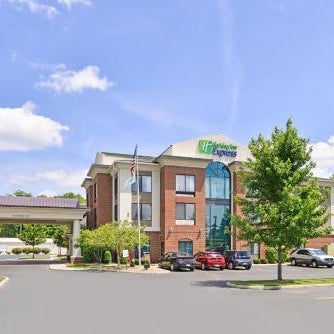 Holiday Inn Express Hotel & Suites Youngstown - North Lima/Boardman By IHG Thumbnail