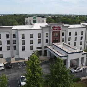 Hampton Inn By Hilton & Suites Louisville East, Ky Thumbnail