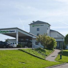 Holiday Inn Express Luzern-Neuenkirch By IHG Thumbnail