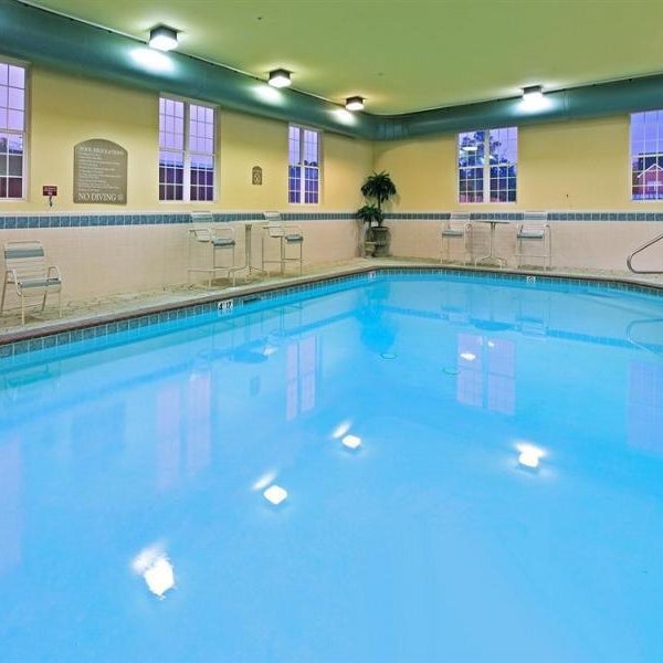 Holiday Inn Express Hotel & Suites Magnolia Lake Columbia By IHG Thumbnail