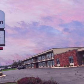 Relax inn by OYO Greeneville Near Hwy US-321 Thumbnail