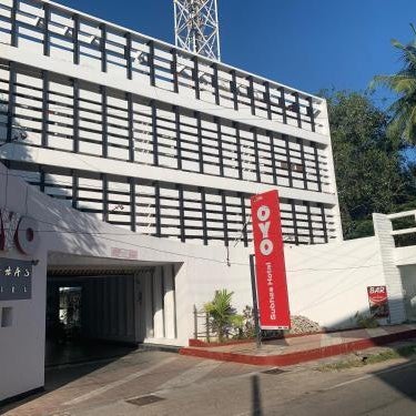 Subhas Tourist Hotel