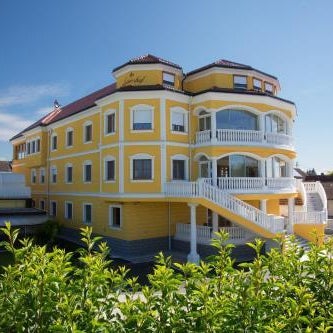 Donauhotel Lettnerhof