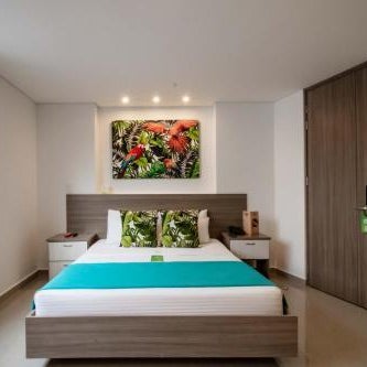 Lleras Green Hotel Thumbnail