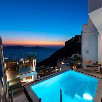 Daydream Luxury Suites Thumbnail