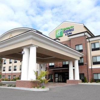 Holiday Inn Express & Suites Cambridge By IHG Thumbnail