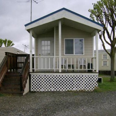 Lake Minden Camping Resort Cabin 2 Thumbnail