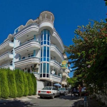 Family Hotel Paros 2 Thumbnail