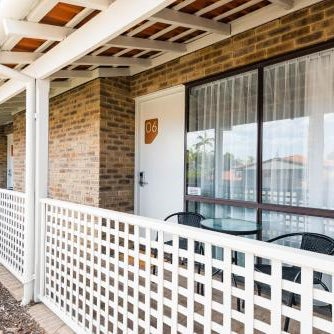 Nightcap at Wanneroo Tavern Thumbnail