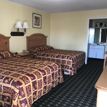 Chief Motel Thumbnail