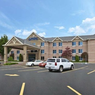 Comfort Inn & Suites Thumbnail