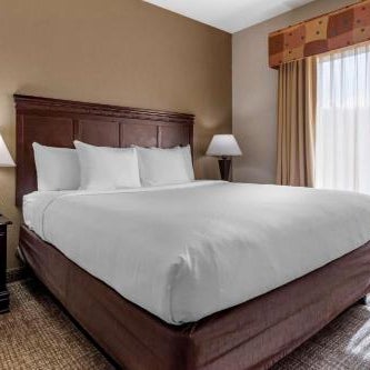 Comfort Suites Granbury Thumbnail