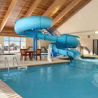 Country Inn & Suites by Radisson, Duluth North, MN Thumbnail
