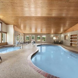 Country Inn & Suites by Radisson, Northfield, MN Thumbnail