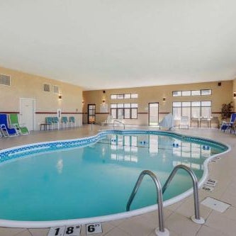 Comfort Suites Rolla Thumbnail