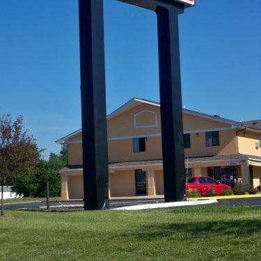 Economy Inn Wentzville Thumbnail