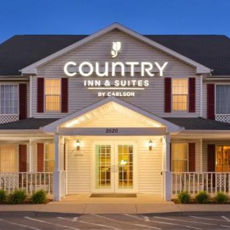 Country Inn & Suites by Radisson, Nevada, MO Thumbnail