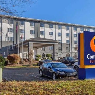 Comfort Suites Pineville - Ballantyne Area Thumbnail