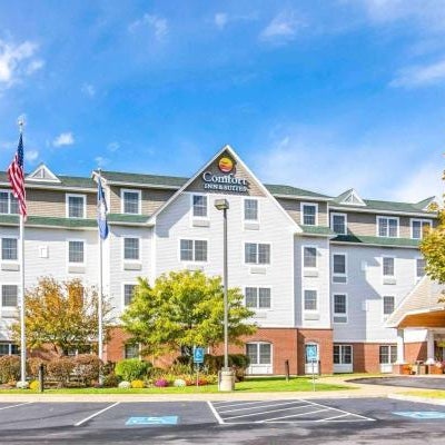 Comfort Inn & Suites Thumbnail