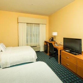 Fairfield Inn and Suites by Marriott Augusta Thumbnail