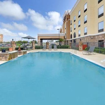 Hampton Inn & Suites Dallas-Arlington-South Thumbnail