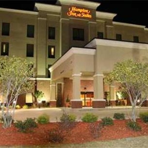 Hampton Inn By Hilton & Suites Mccomb Thumbnail