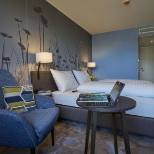 Hwest Hotel Thumbnail