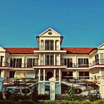 Sovereign Hotel Thumbnail