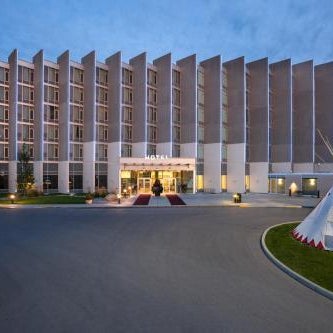 Grey Eagle Resort Thumbnail