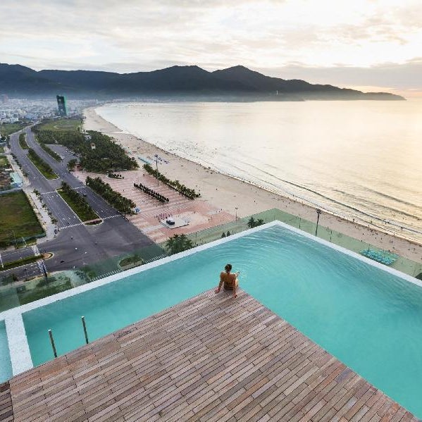A La Carte Da Nang Beach Hotel