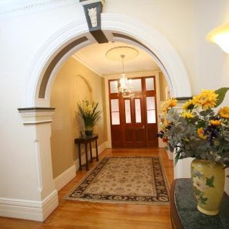Darcy's Hotel