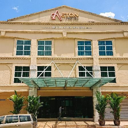 Aeton Hotel Nilai