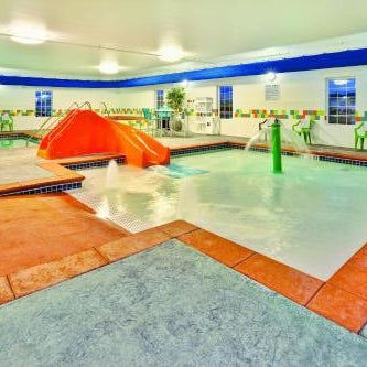 La Quinta Inn & Suites by Wyndham Rochester Mayo Clinic S Thumbnail