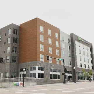Holiday Inn Express & Suites Omaha Downtown - Old Market By IHG