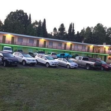 Cedars Motel Thumbnail