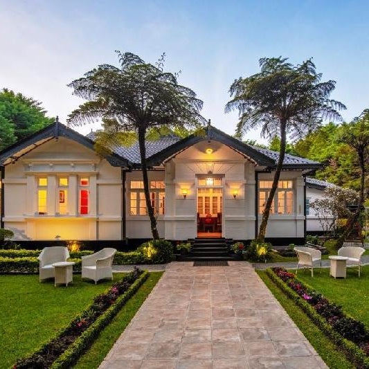MIRAGE KINGS COTTAGE Thumbnail