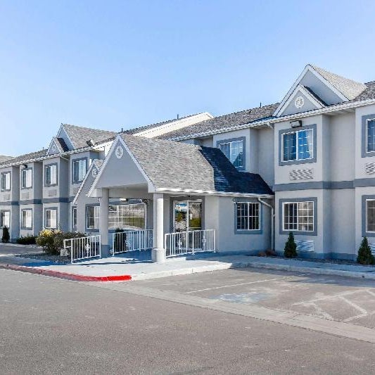 Quality Inn & Suites Elko Thumbnail