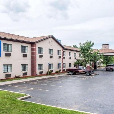 Comfort Inn & Suites Hamburg Thumbnail